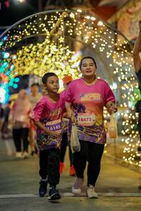 BIB: 18475, 16145
                            <button type="button" onclick="openModal(24742313)" class="btn btn-primary btn-sm float-right btn-popup" data-toggle="modal" data-target=".modal-high-quality">
                        <i class="fas fa-shopping-cart"></i> Add to Cart
                    </button>
                                            <button type="button" onclick="isThisMe(24742313, true)" class="btn btn-success btn-sm float-right btn-popup btn-isme hidden" data-toggle="tooltip" data-placement="bottom" title="นี่คือรูปของคุณใช่ไหม คลิกที่นี่เพื่อเอาเข้าอัลบั้ม">
                        <i class="fas fa-plus"></i> Add to album
                    </button>
                    <button type="button" onclick="isThisMe(24742313, false)" class="btn btn-warning btn-sm float-right btn-popup btn-isnotme hidden">
                        <i class="fas fa-ban"></i> Remove from album
                    </button>